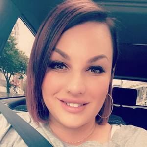 Meet your Posher, Andrée-anne